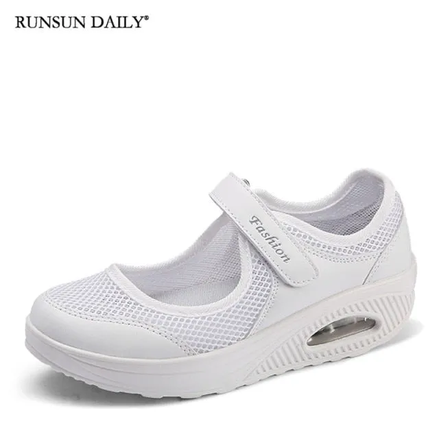 Women's Walking Shoes Lightweight Mesh Breathable Flat Shoes